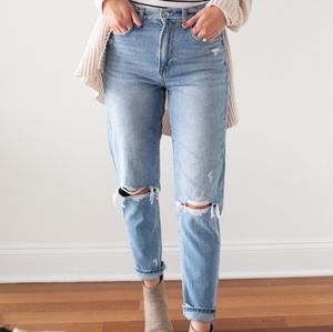 American Eagle mom jean 12